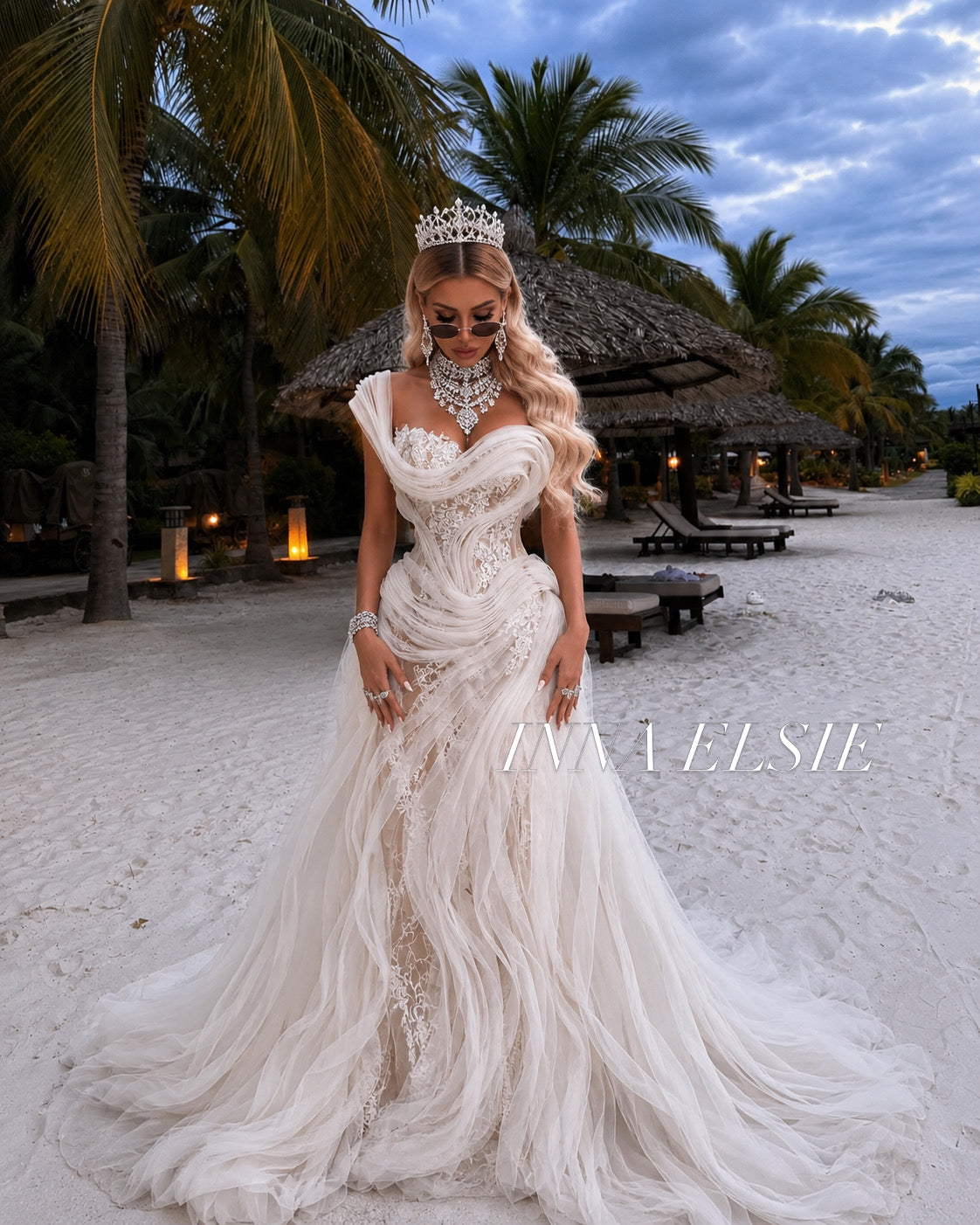 MIRANDA Structured Wedding Dress