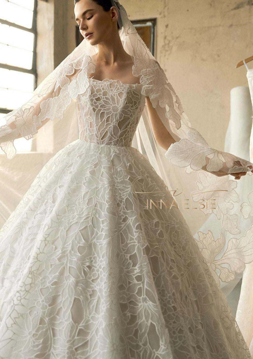 NORMANI Wedding Dress