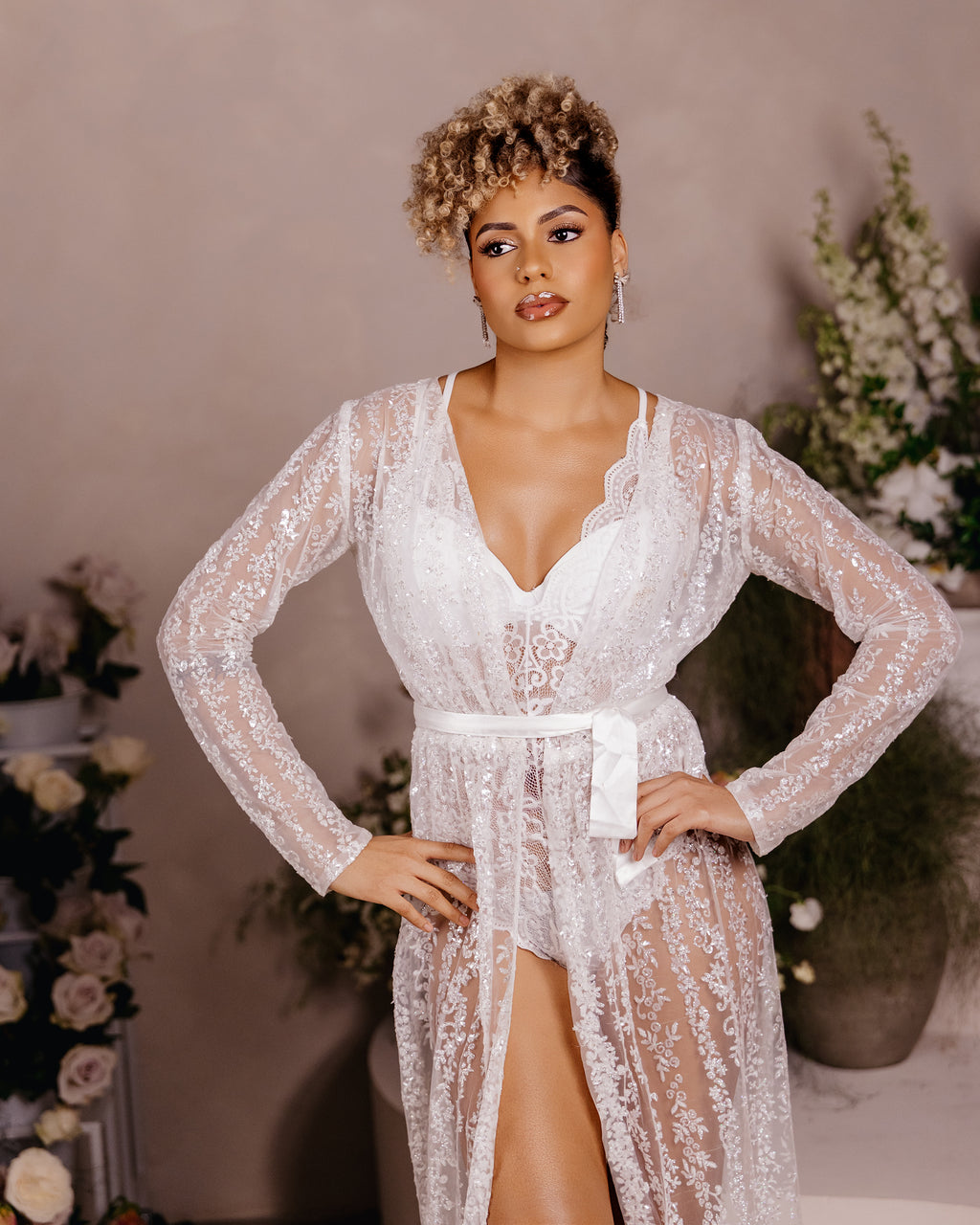 MARIANNA Luxury Lace Shiny Bridal Robe