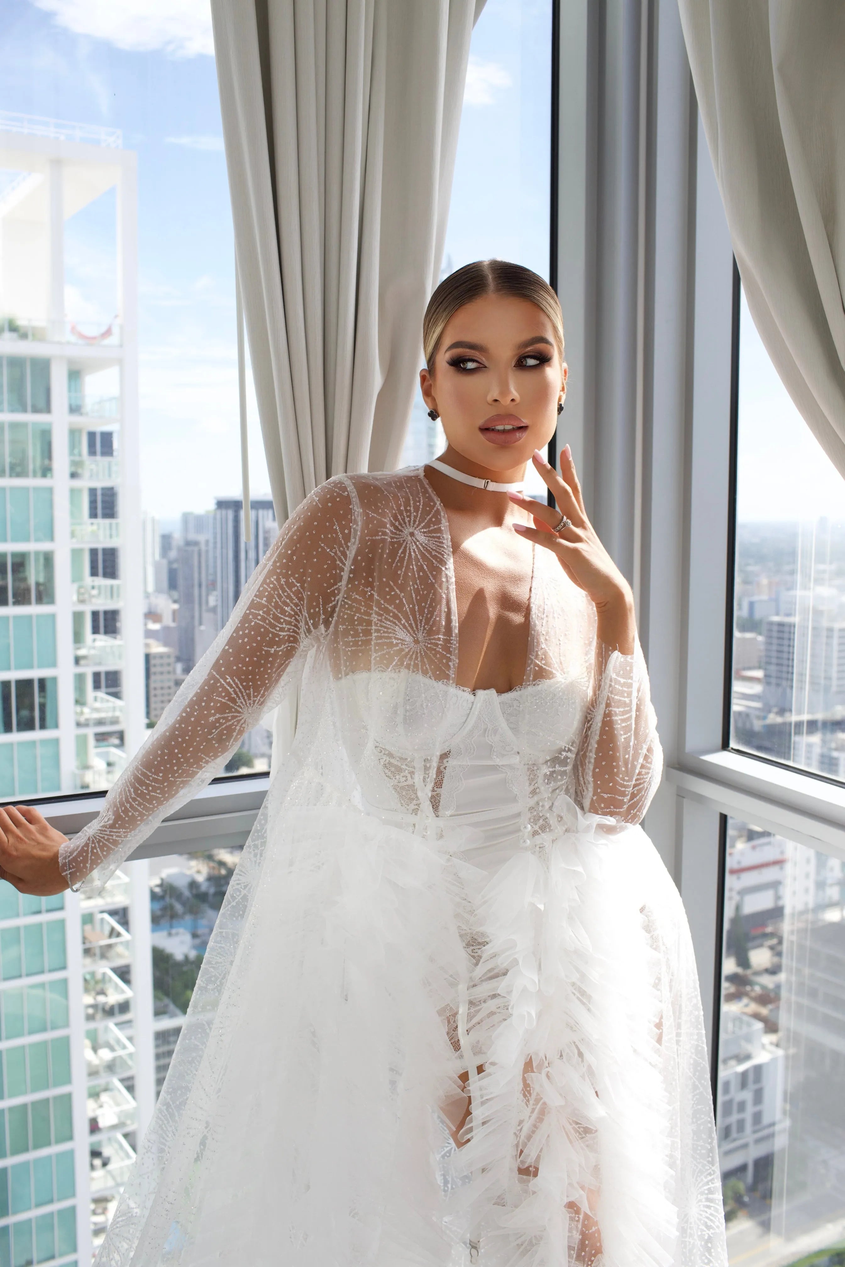 VIVIANA Shiny Bridal Robe