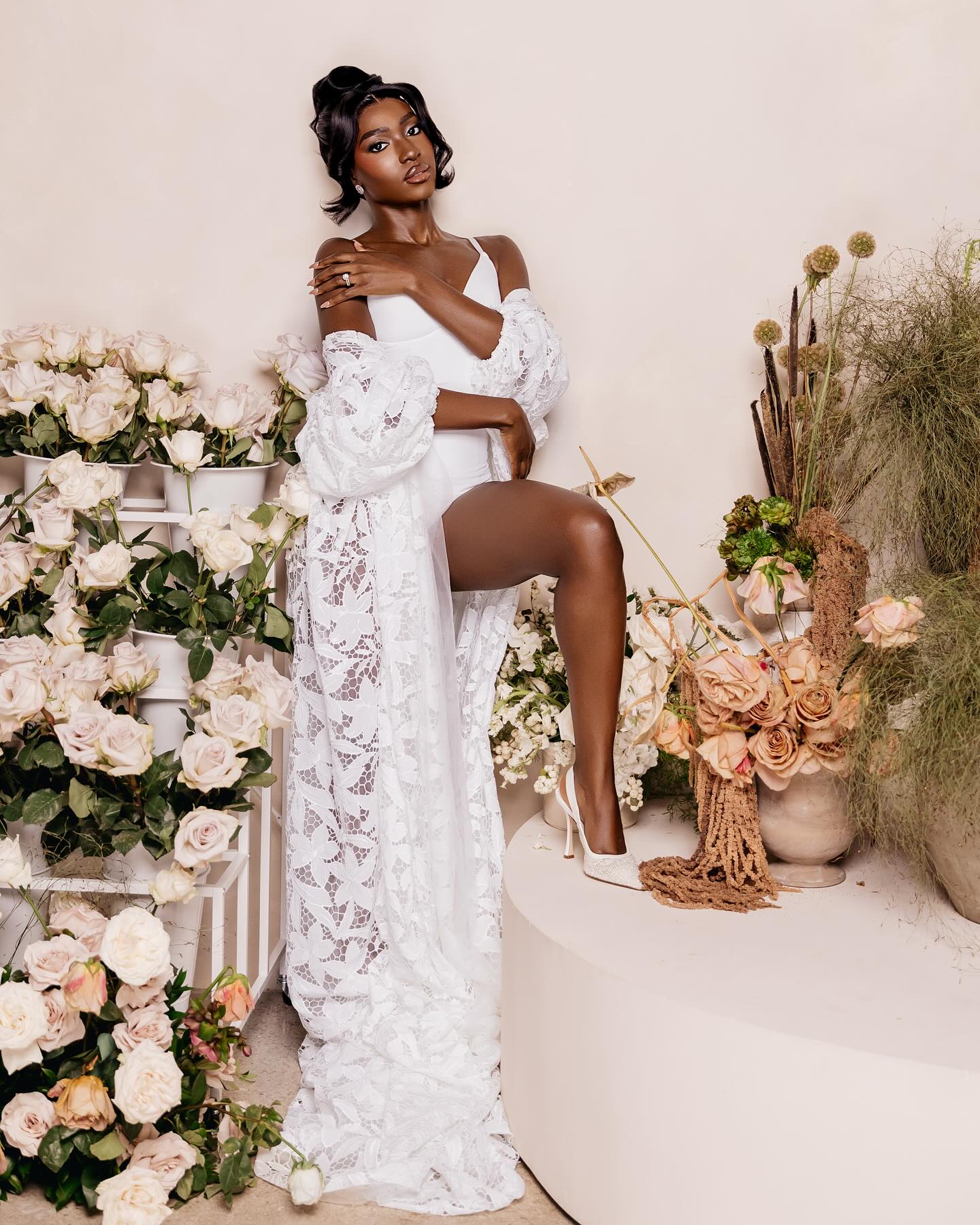AMUSI Luxury Bridal Robe Cape